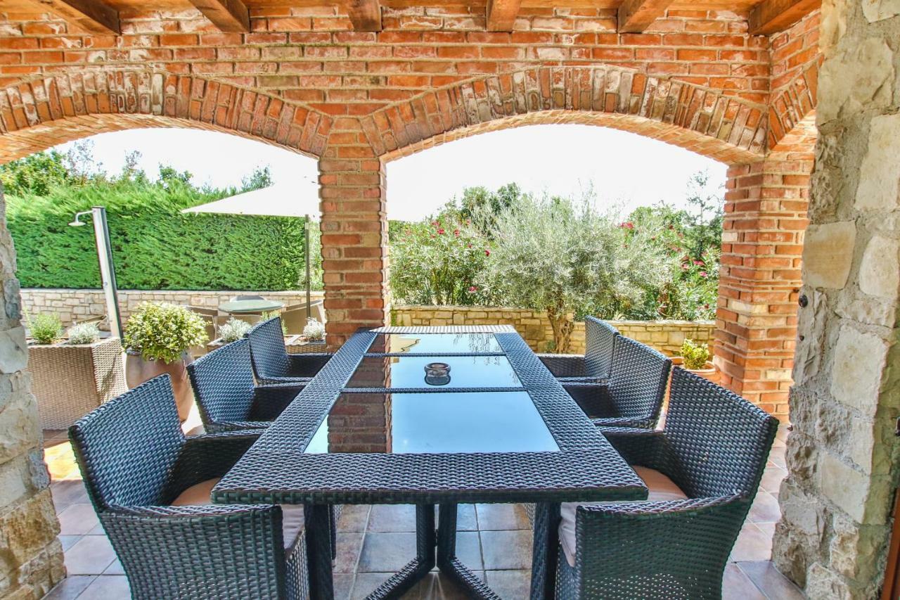 Villa Istriana Jakob With Pool Tar-Vabriga Luaran gambar