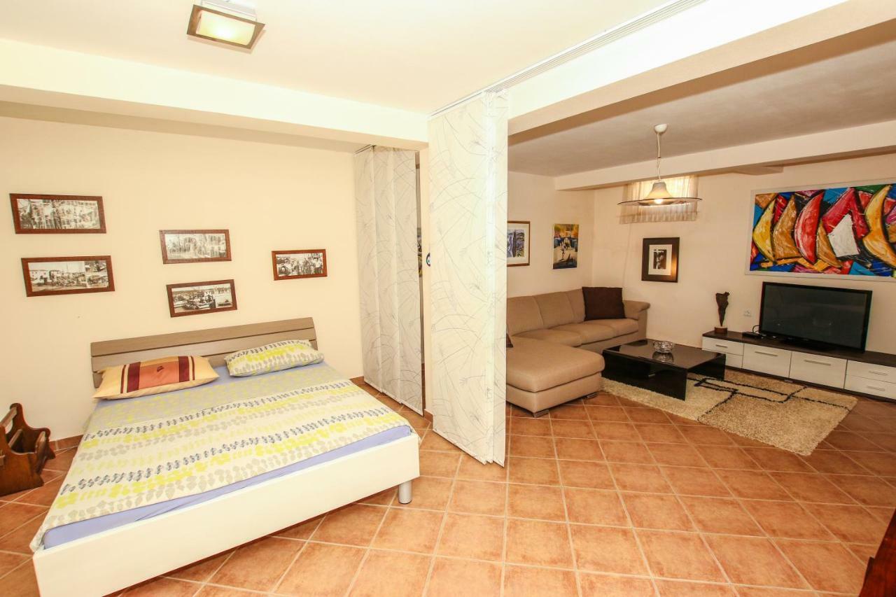 Villa Istriana Jakob With Pool Tar-Vabriga Luaran gambar
