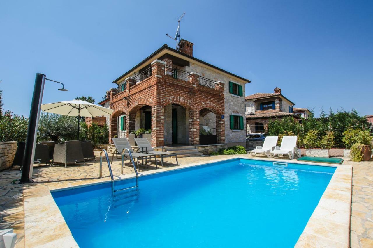 Villa Istriana Jakob With Pool Tar-Vabriga Luaran gambar