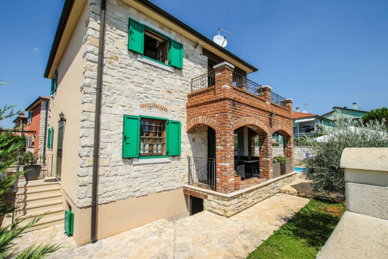 Villa Istriana Jakob With Pool Tar-Vabriga Luaran gambar